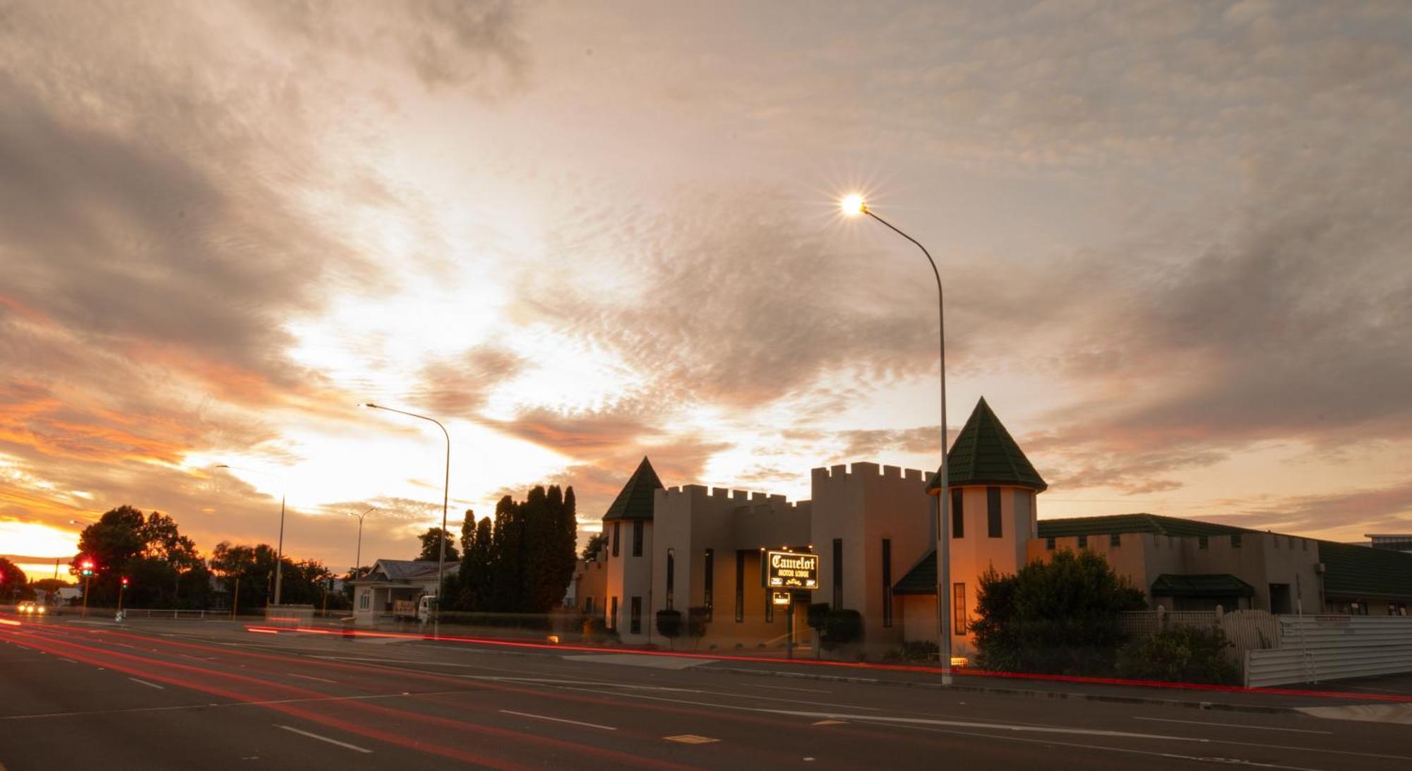 Camelot Motor Lodge And Conference Centre พาล์เมอร์สตันนอร์ท ภายนอก รูปภาพ