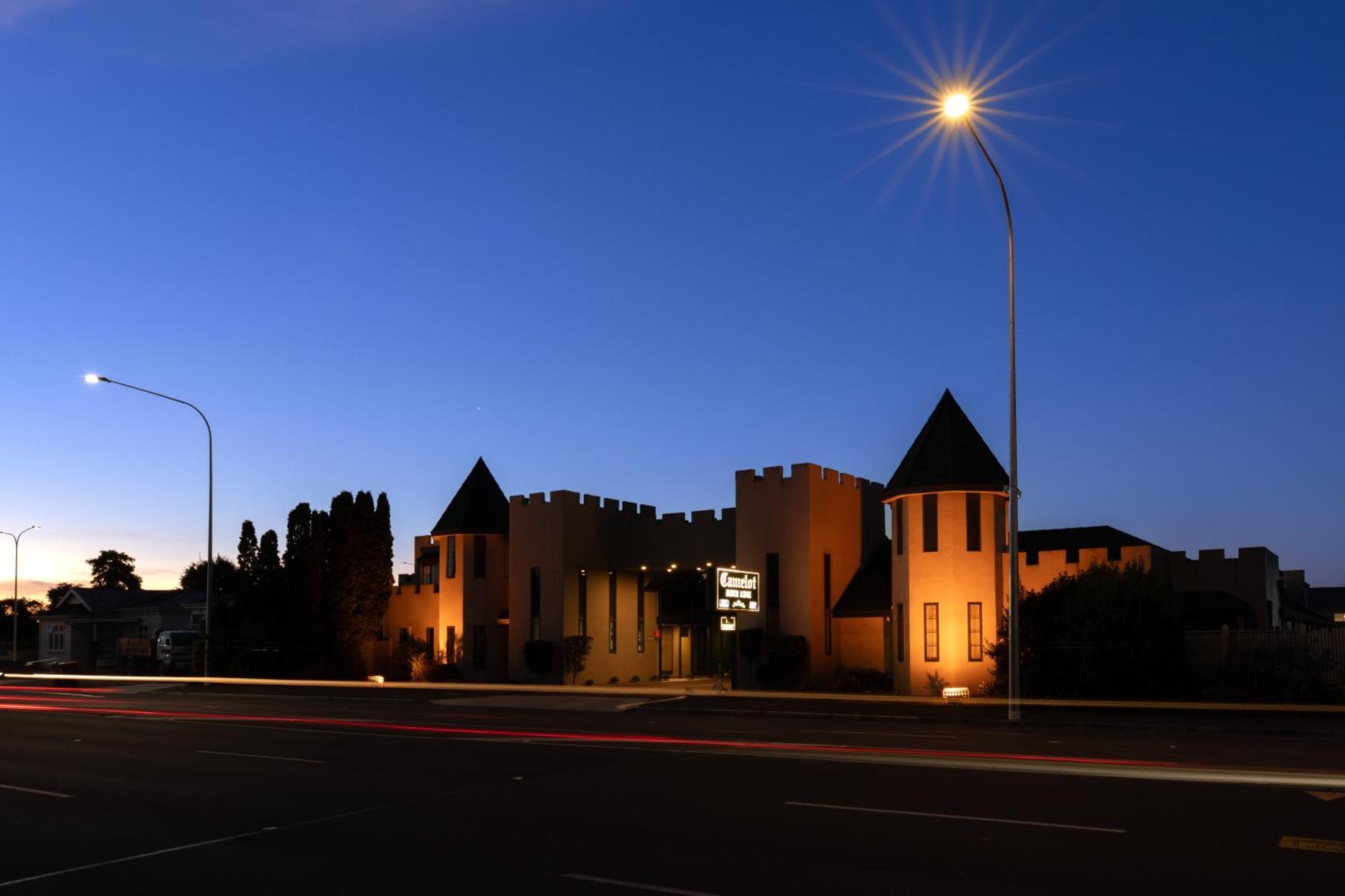 Camelot Motor Lodge And Conference Centre พาล์เมอร์สตันนอร์ท ภายนอก รูปภาพ